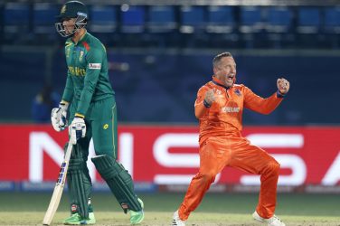 Netherlands beat South Africa